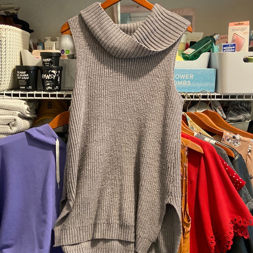 Sweater vest Grey